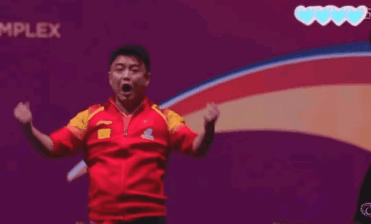 王楚钦获得美国大满贯，西蒙说，就算雨果来了，也是送菜！
曾经嘲笑他的西蒙高茨，