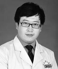 眼科医生李文亮，于2020年2月7日，因病情恶化，经抢救无效死亡。时年34岁。 