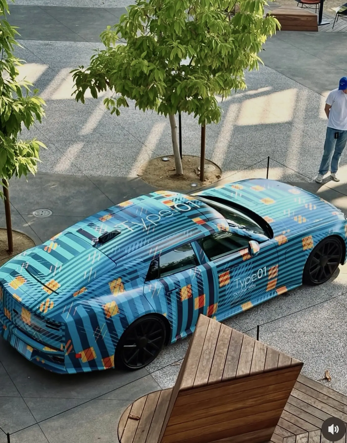 Jaguar Type01，侧后方颜值。