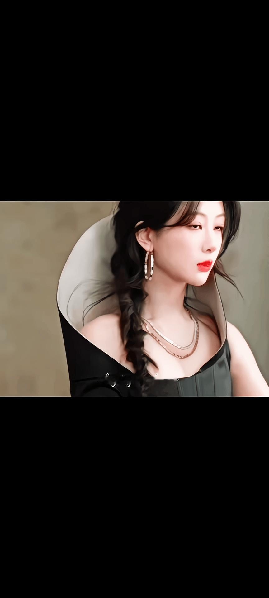 #杨紫分享随拍# ｜#杨紫费加罗封面# 【🎺自修·🎬Andy的费加罗八月刊杂