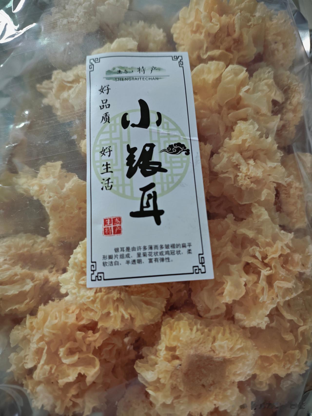 青青二胎之后，请住家保姆帮忙。前两任阿姨踏实贴心，相处如同家人，后来阿姨要回去带