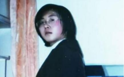 2000年，辽宁一对穷夫妇借7万元送女儿出国留学，女儿却跟父母断了联系，20年后