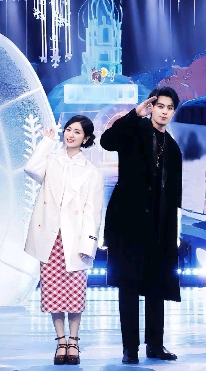 王鹤棣沈月白月光杀回湖南卫视 是谁还困在《流星花园》走不出来？王鹤棣沈月合体吧就