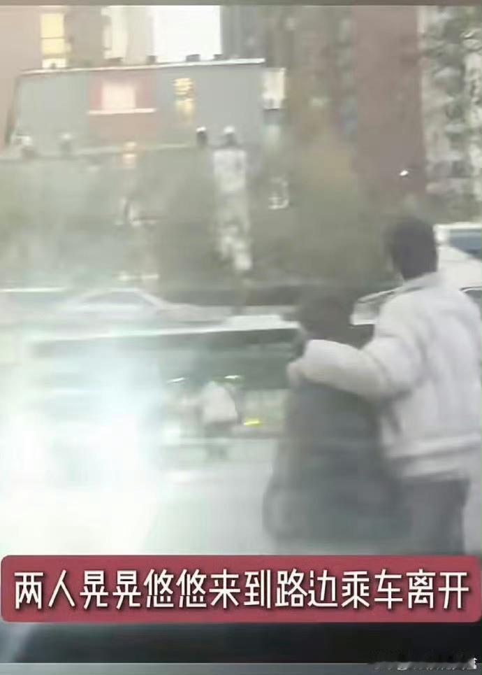 郑合惠子任宥纶寺庙约会曝郑合惠子任宥纶寺庙约会 郑合惠子，任宥纶牵手去寺庙祈福约