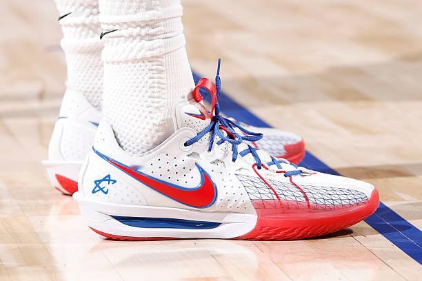 凯德·坎宁安 · Nike GT Cut 3 PE登场40分钟 27投13中39