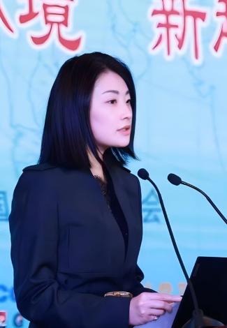 宗家内斗，娃哈哈悬了？


宗馥莉那句"不欠"说得很干脆。
但信托文件上的笔迹还