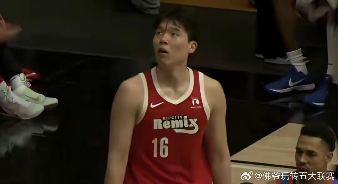 杨瀚森杨瀚森 22分创生涯新高！撕裂之城混音轻取雷霆蓝队雷霆  豪取大胜雷霆 北