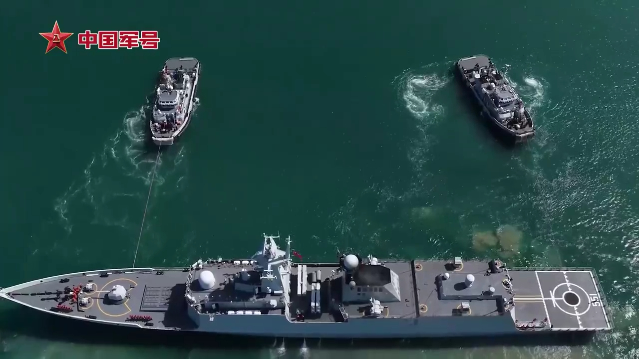 改进型054A巴彦淖尔舰离码头部署烽火问鼎计划中国海军
