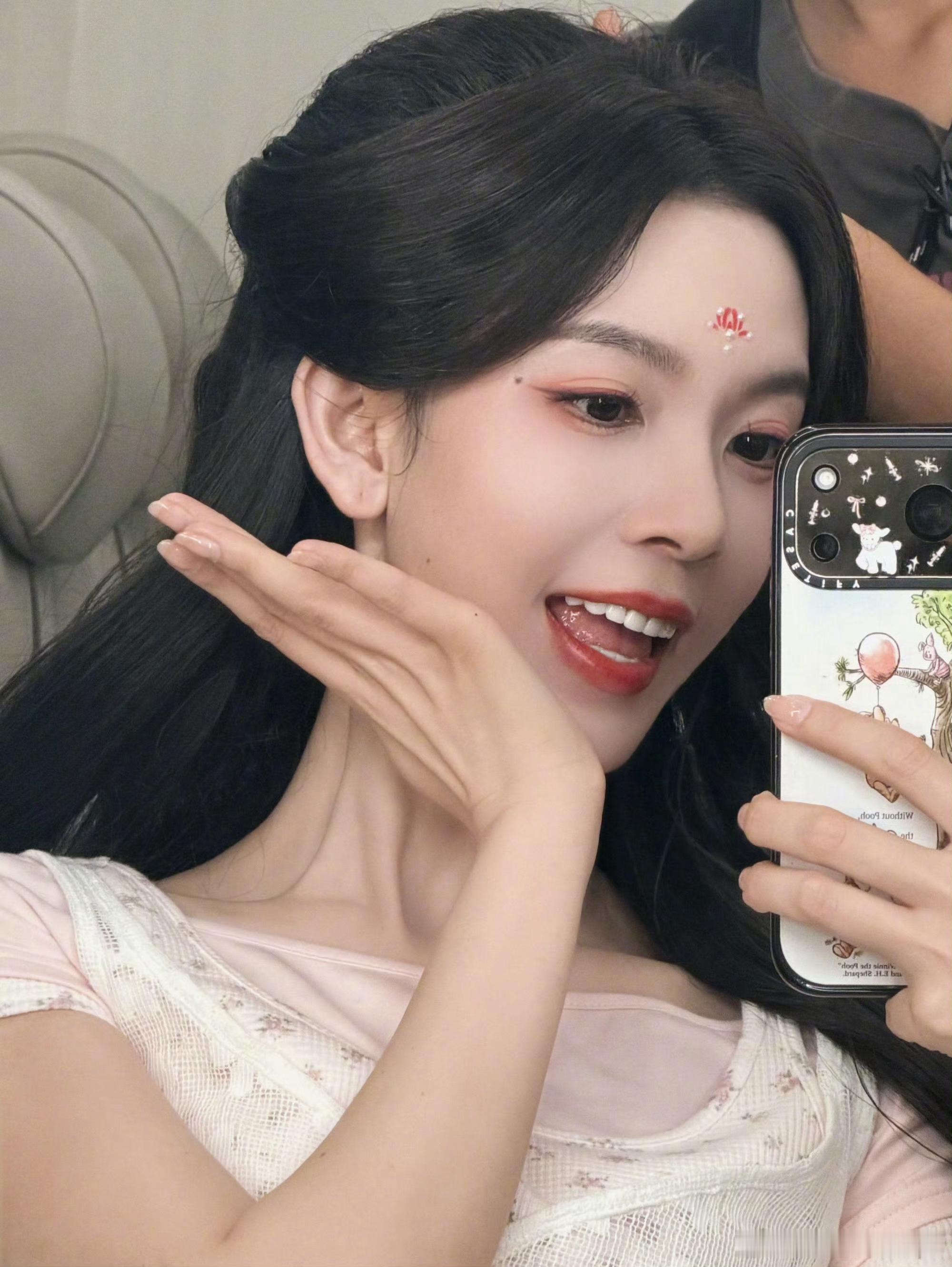 陈瑶川渝独生女我家那闺女 陈瑶家的日常：饺子淡了——蘸料找补；想吃啥——爸妈抢着