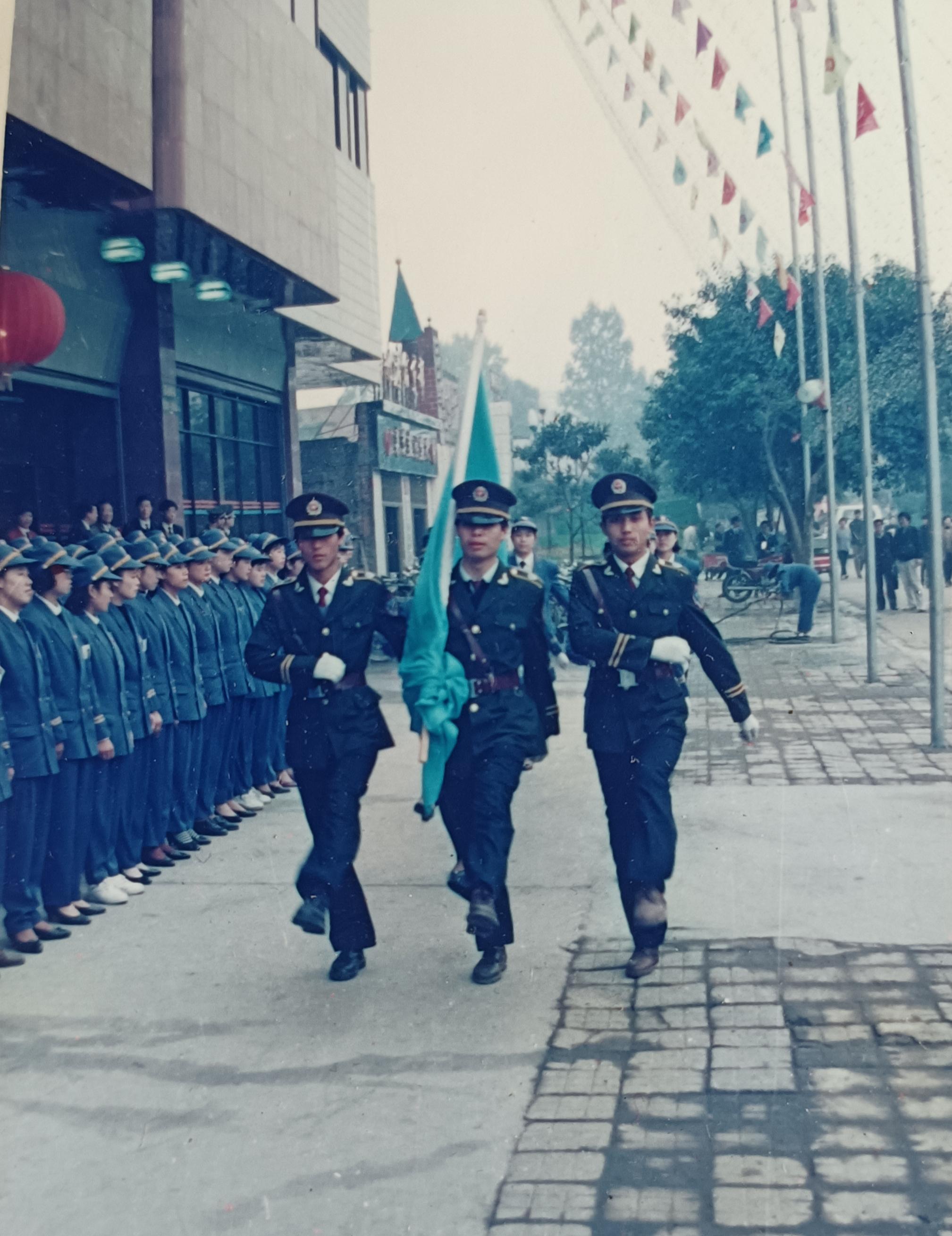 襄阳亚细亚商场1995(续)