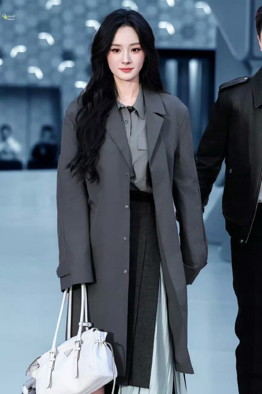 杨幂马龙同框了一时之间不知道该羡慕谁，被两位六边形战士飒到了