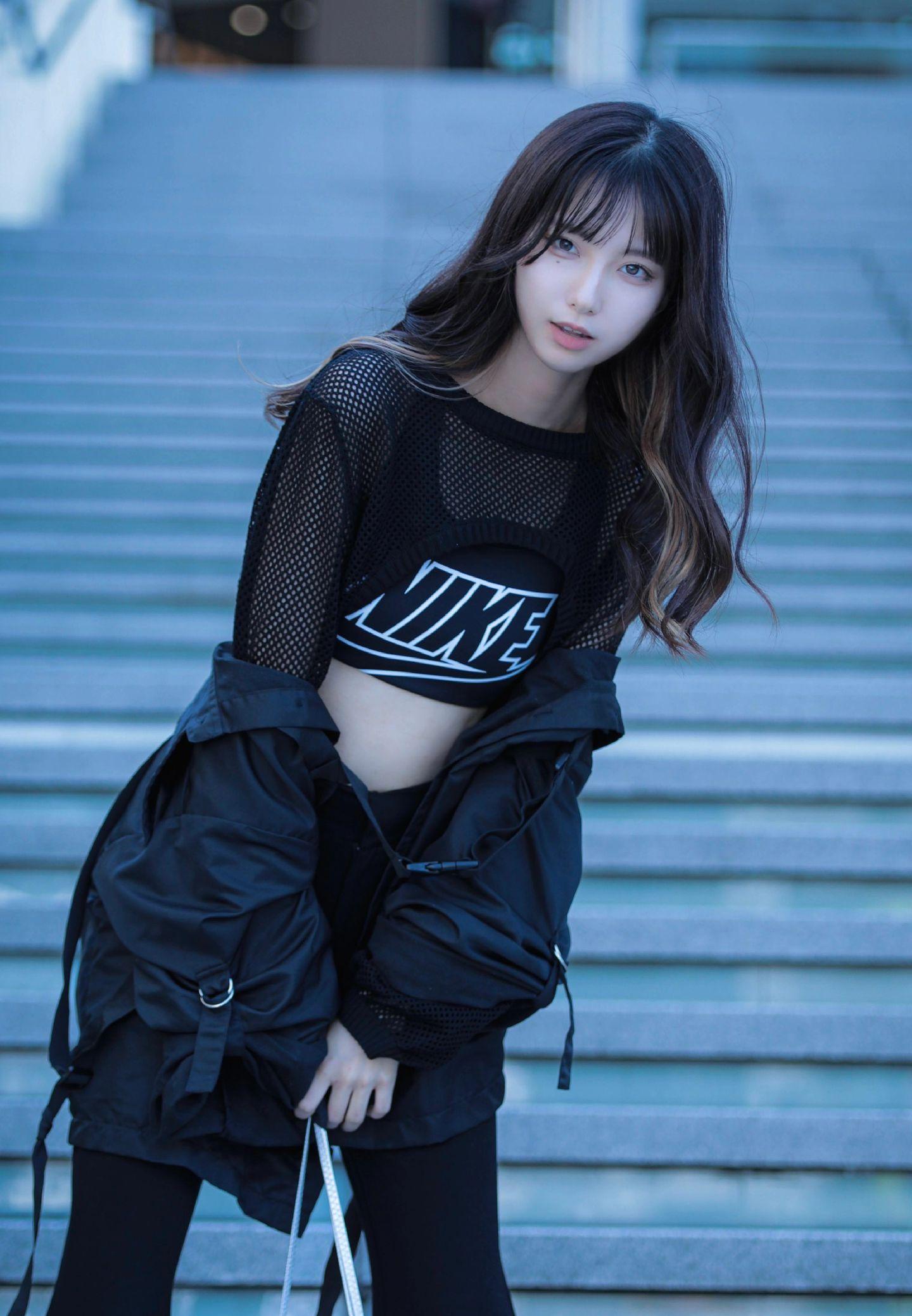 美丽樱花妹。tui