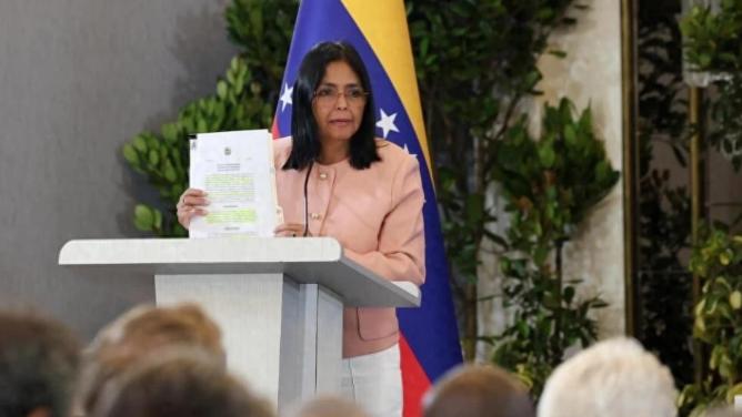 场面已不可控？鲁比奥官位封顶；万斯住所遭袭，中方两次阐明态度
场面按不住了，美军