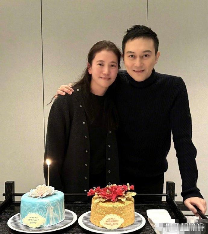 张智霖这老妖精，胡子刮了头发焗油又年轻了 