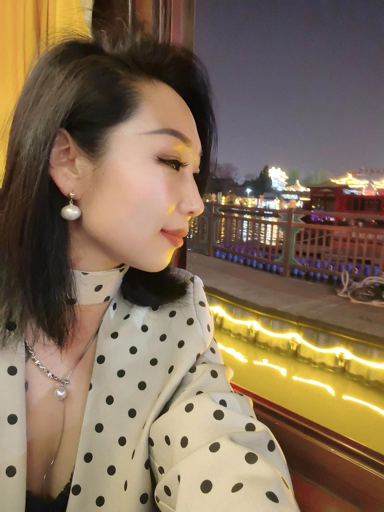 分享今日最美照片[kiss]