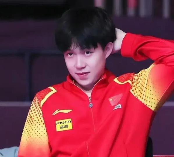 王楚钦，林诗栋，梁靖崑退出蒙彼利埃站，为何不让陈俊松和黄友政替补？而是让温瑞博替