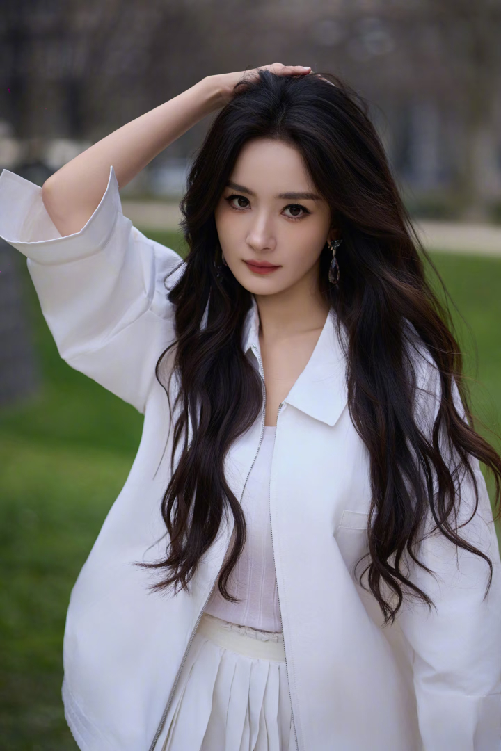 是人美心善的幂幂杨幂养的都是流浪猫