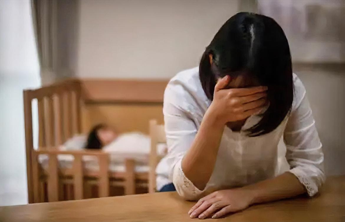 为什么女人生完孩后会胖？  
累的。

我不知道你们带过孩子没，基本上带过孩子的