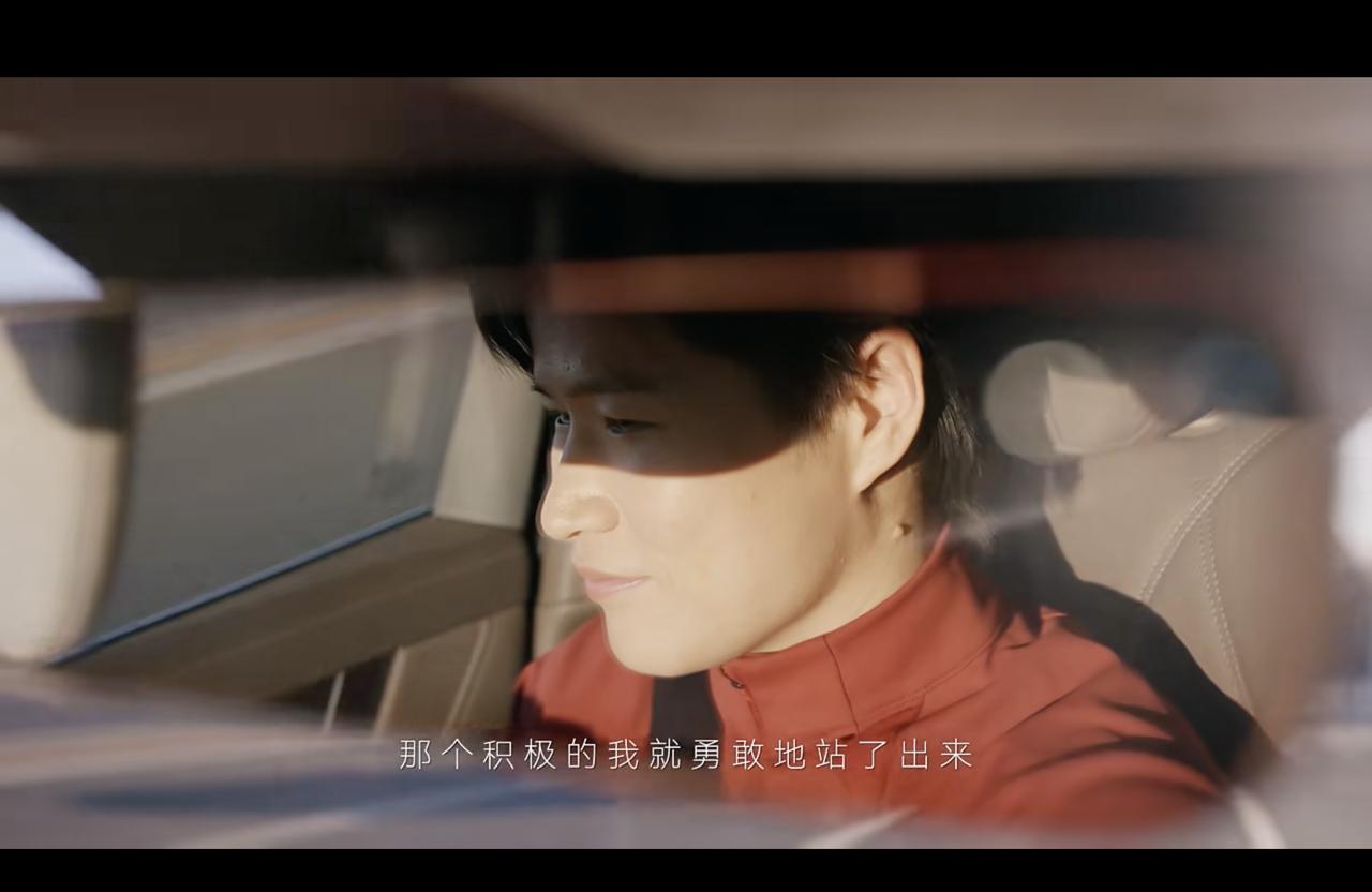 现在买豪华SUV的人，脑子里在想啥
问界M9两周年，交付26万台，连续20个月细