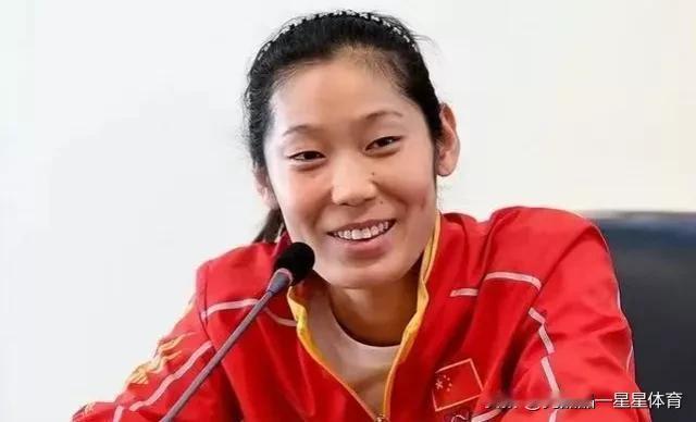 中国女排3：0保加利亚！赛后朱婷说了4句话，令现场记者掌声雷动[玫瑰]

1，首