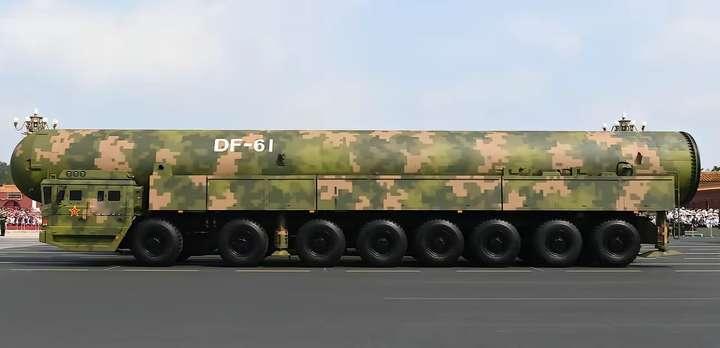 中国洲际导弹技术已稳居世界第一梯队，与美俄并驾齐驱，在机动发射、高超音速突防、多