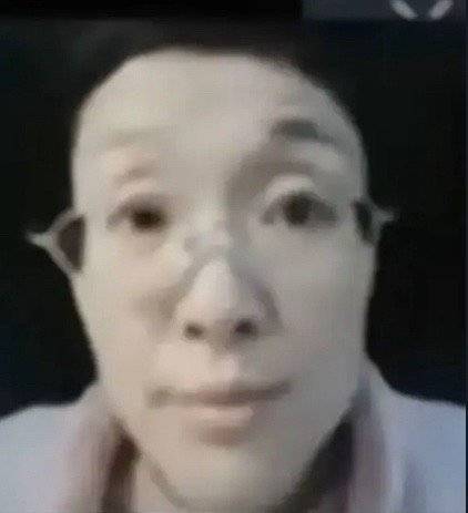 平时要扫脸下软件的时候扫几下都扫不上，一用扫脸支付刚切到扫脸界面就立马扫上了[微