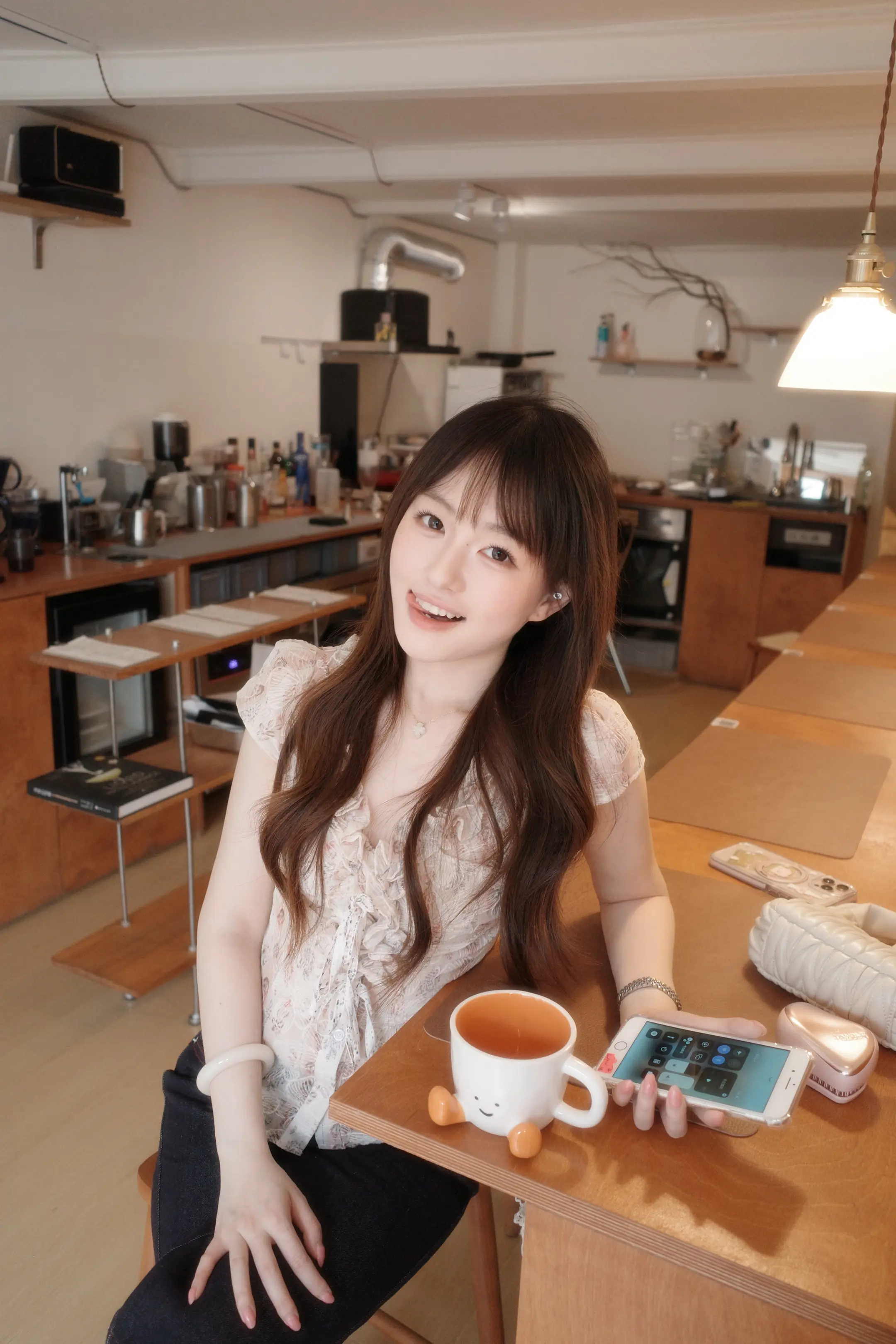 你眼睛会笑 弯成一道桥