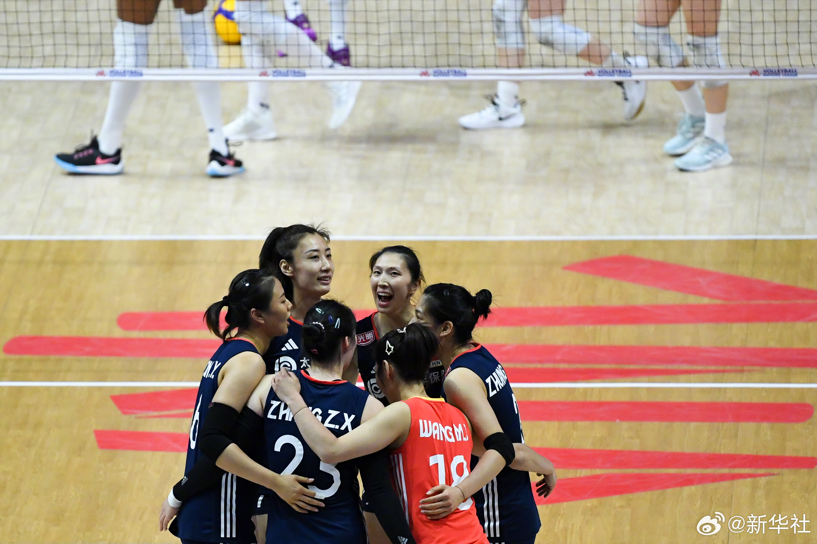 #中国女排3比0胜法国女排#【#中国女排战胜法国女排#】2025世界女排联赛（中