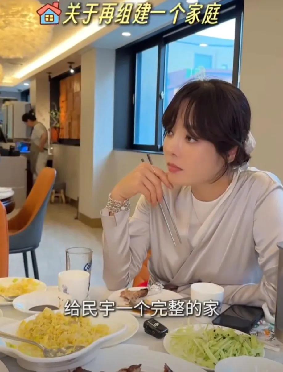 蔡琳三观真的好正，有人问她如果高梓淇再找女朋友了，你会阻止吗？蔡琳：不会，只要不