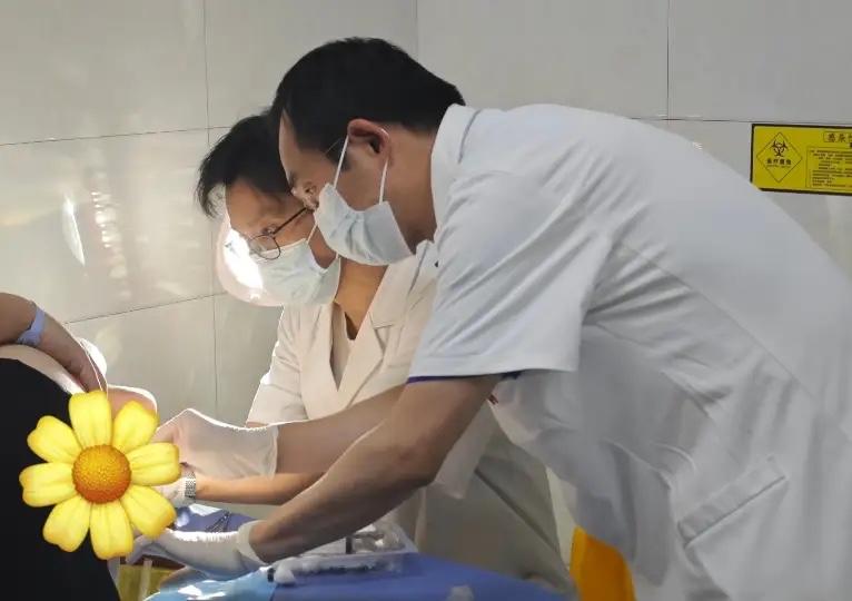 湖南长沙，一女子屁股疼，本以为是得了痔疮，结果用了十多天的药也没见好转，而且还有