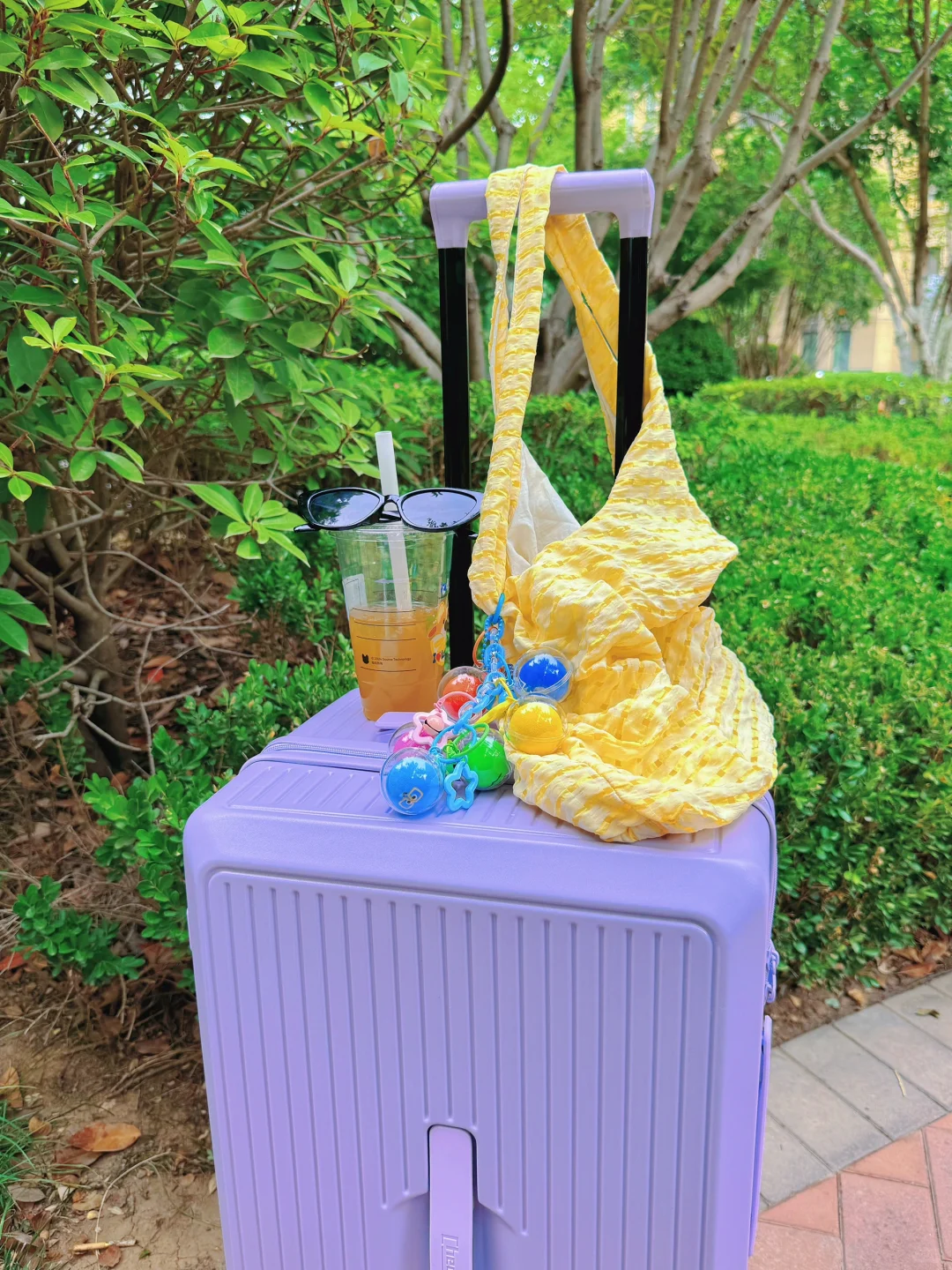 ‼️他们都夸我的行李箱好看耶✌🏻