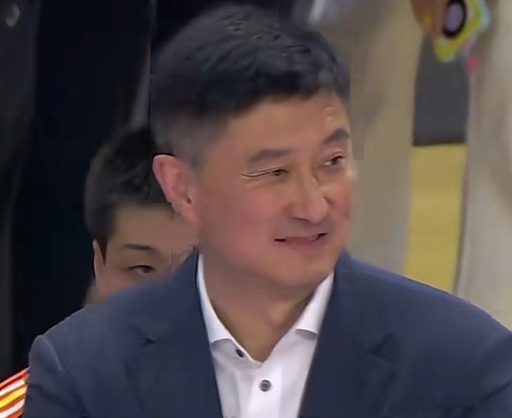 杜导敢不敢输给广州，然后来个俱乐部杯版本的辽粤CBA俱乐部杯