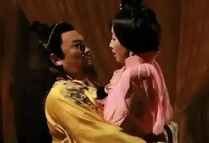 武德九年，也就是626年，玄武门之变发生后，李元吉身死，他的王妃杨氏从此失去了原