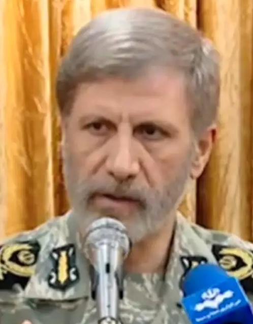只要思想不跑偏，办法就比困难多。伊朗军队总司令：美以让伊朗屈服的企图将永远落空。