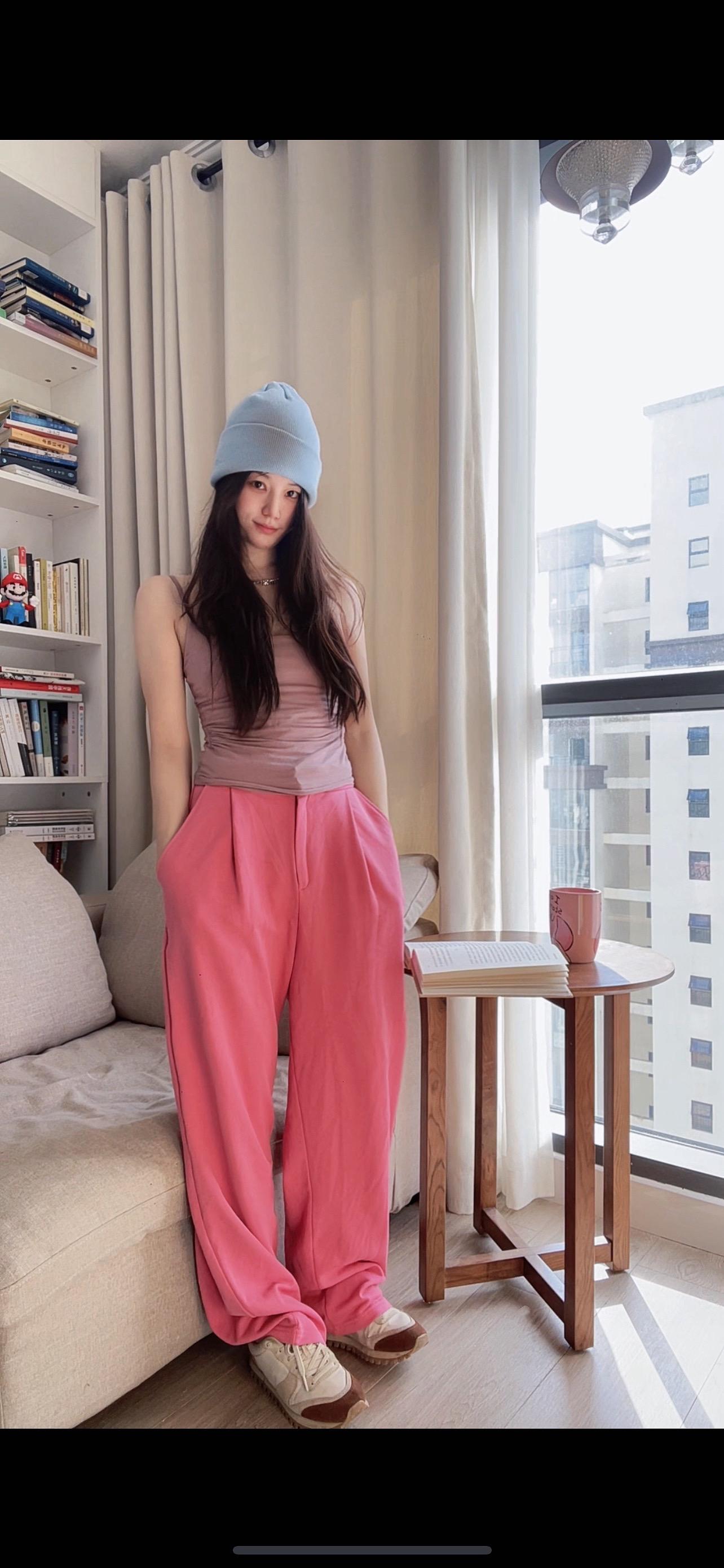 音乐总是如此贴切，我已开始期待秋天。