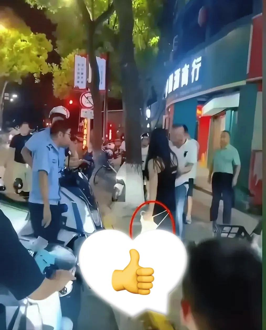 笑不活了！浙江温州，一位姑娘晾晒私密衣物时手滑，这东西竟然从6楼径直砸中楼下过路