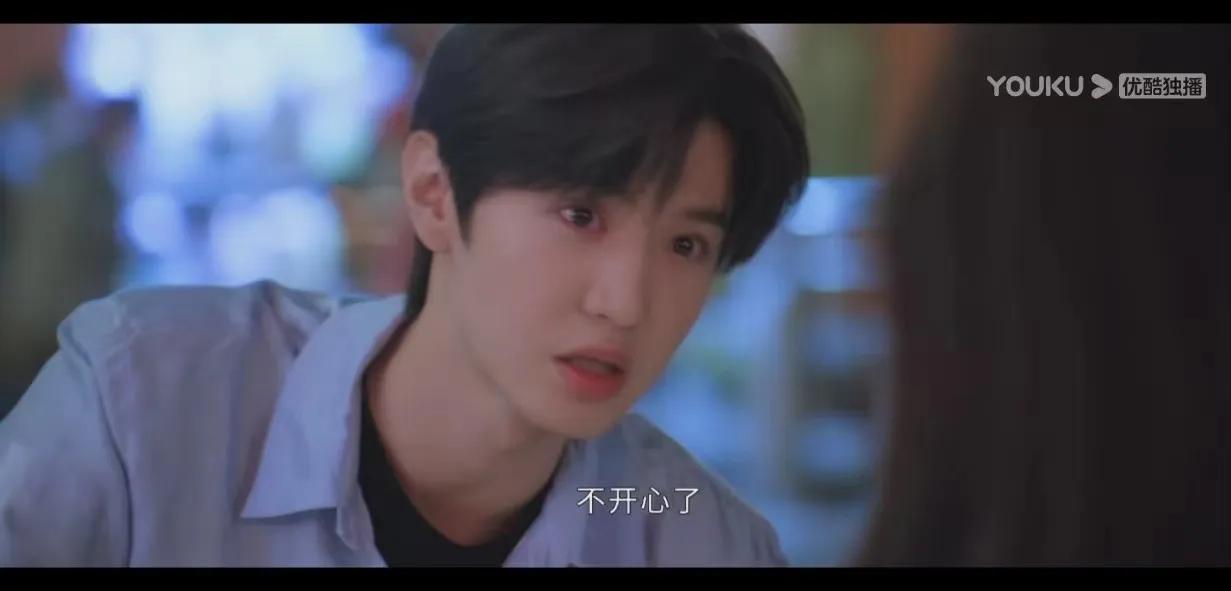  第16集，桑稚一眼就看出段嘉许强颜欢笑并不开心的这个情节真的很能戳人心。

喜