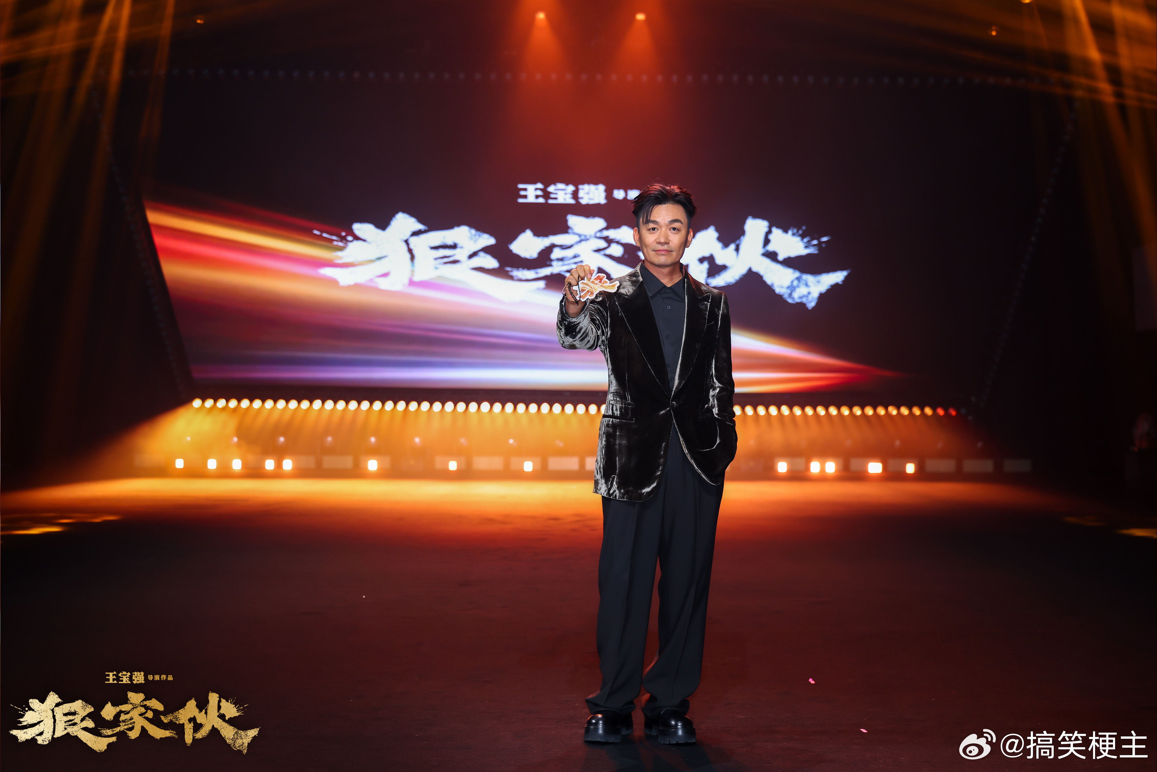 王宝强喊段奕宏哥哥 这次的宝强好像彻底变了一个人，演出的新角色让我好想立刻去看！