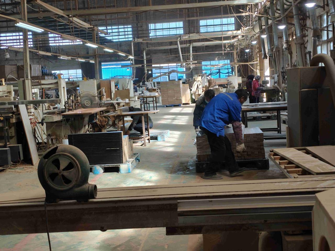 我的今日状态：😁轻松愉快
我这里的天气：☀️晴天
元月8日中午，气温13℃，有