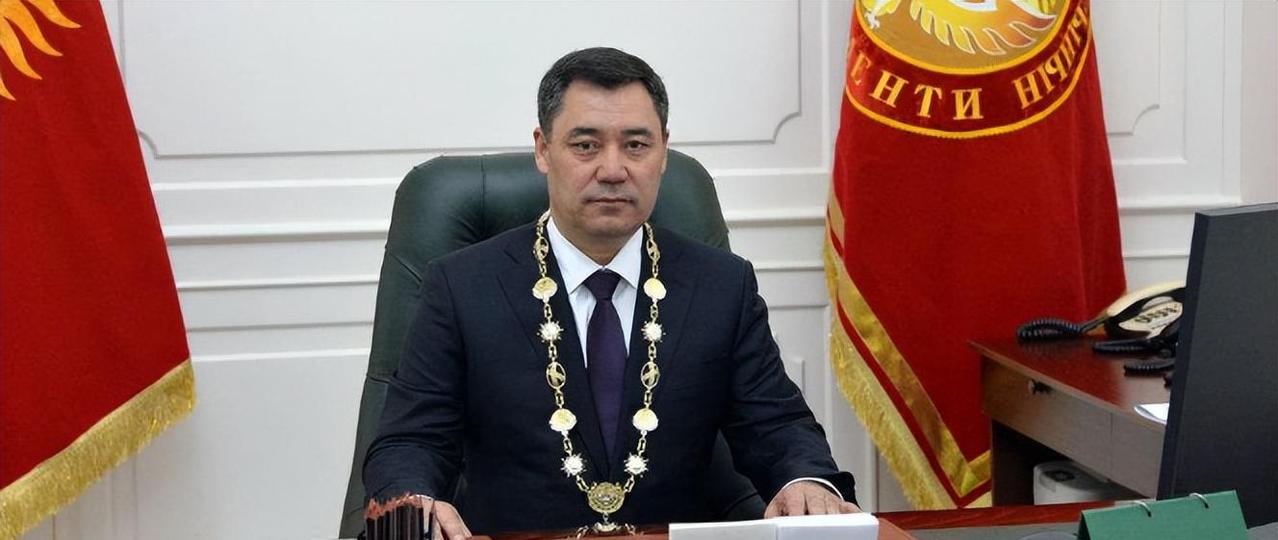 两个吵了20年的国家，突然就结盟了。边界争议、水资源纠纷、民族摩擦拖了二十多年的