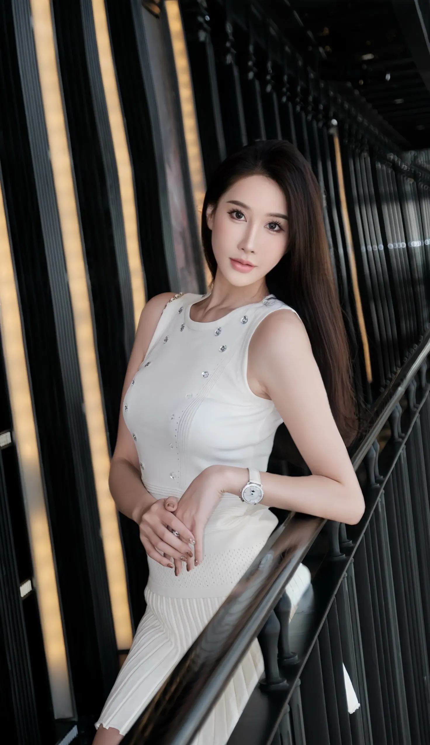 糟糕😕这该死的姐感……