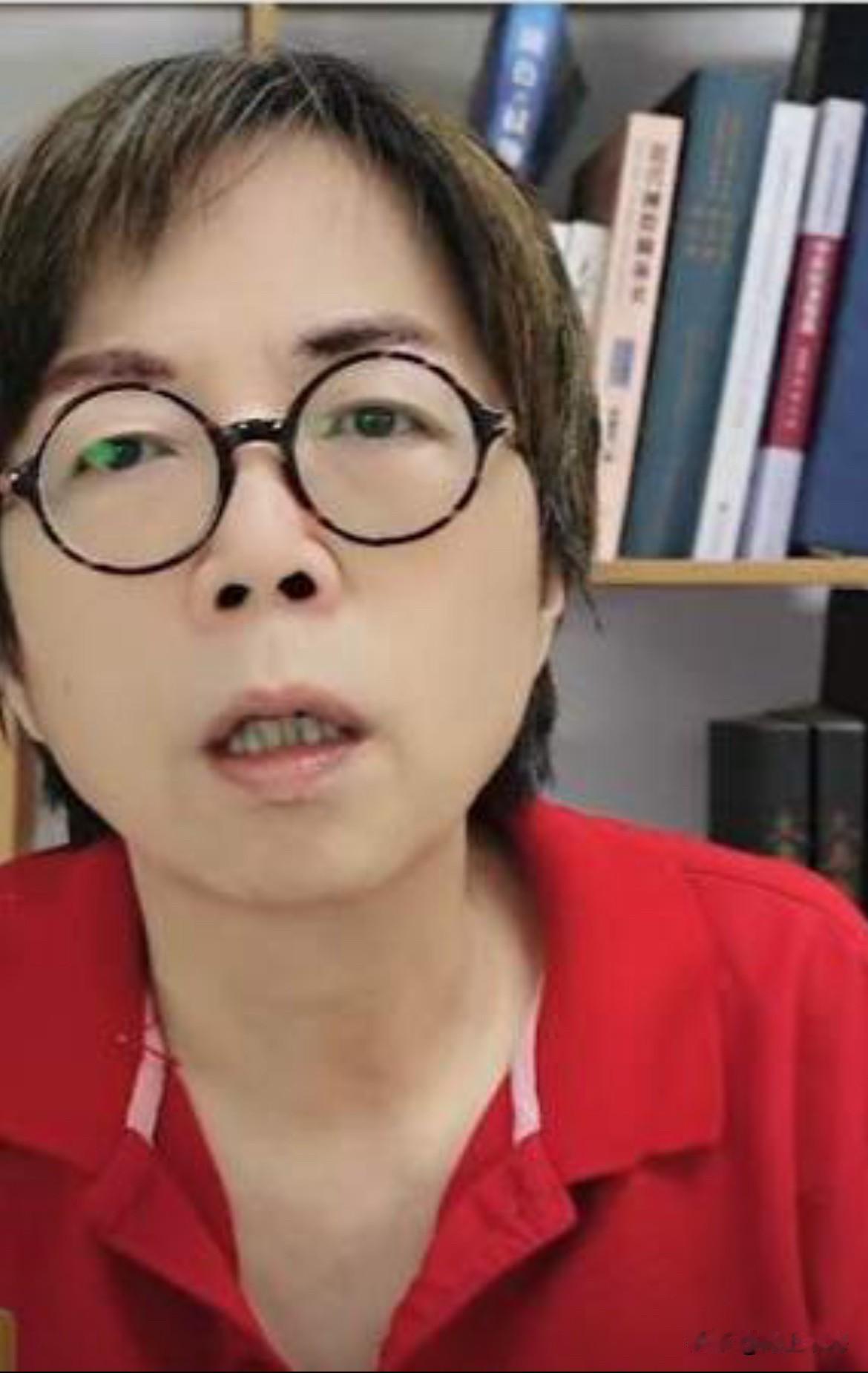 近期，台北市长蒋万安之子蒋得立获得美国留学交换名额一事备受关注！

蒋万安也因此