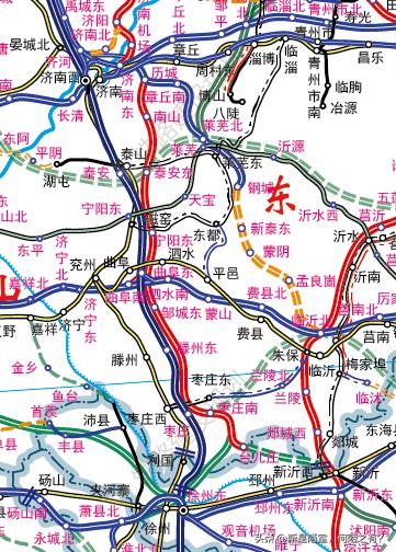 运筹帷幄巧布局，绕开京沪红利壁垒，四条干线锁死南北格局。
京沪高铁是国内盈利标杆