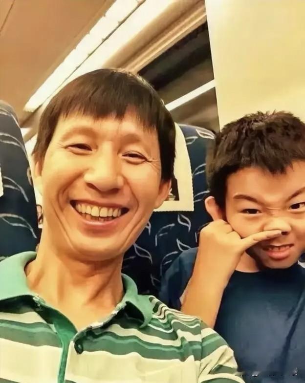 吴宜泽的逆袭之路
每个人的成功背后都有不为人知的艰辛！
祝贺吴宜泽获得成功之际，
