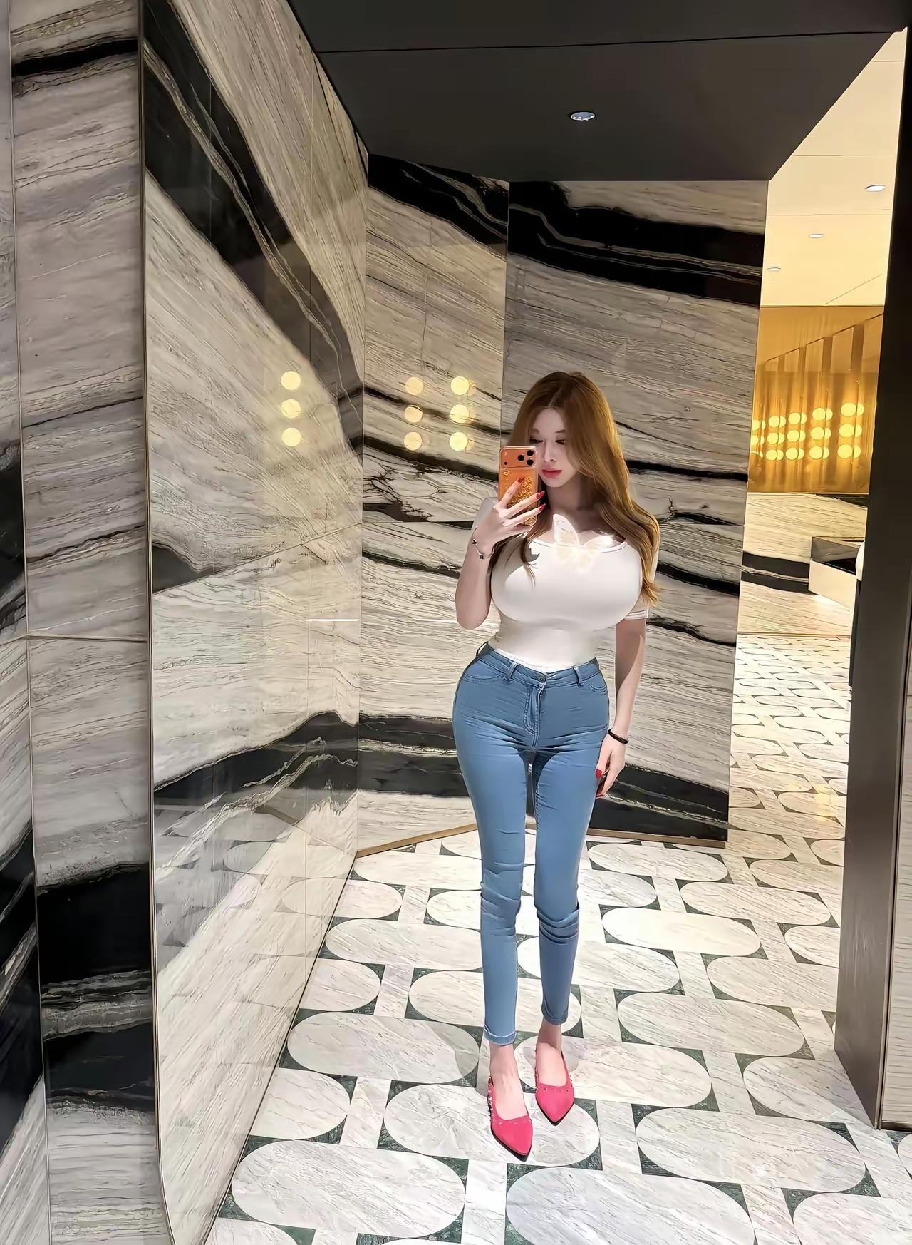 你觉得这是天然的还是人造的？
我感觉所谓的极品，也不过如此吧！