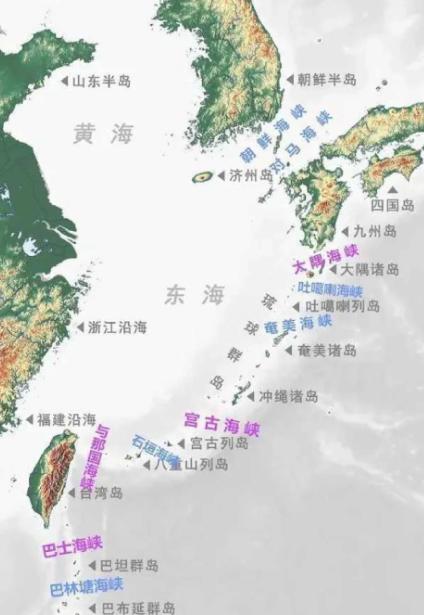 我们必须牢牢抓住巴士海峡这一关键咽喉，进一步打通战略出海通道。

很多人只盯着中