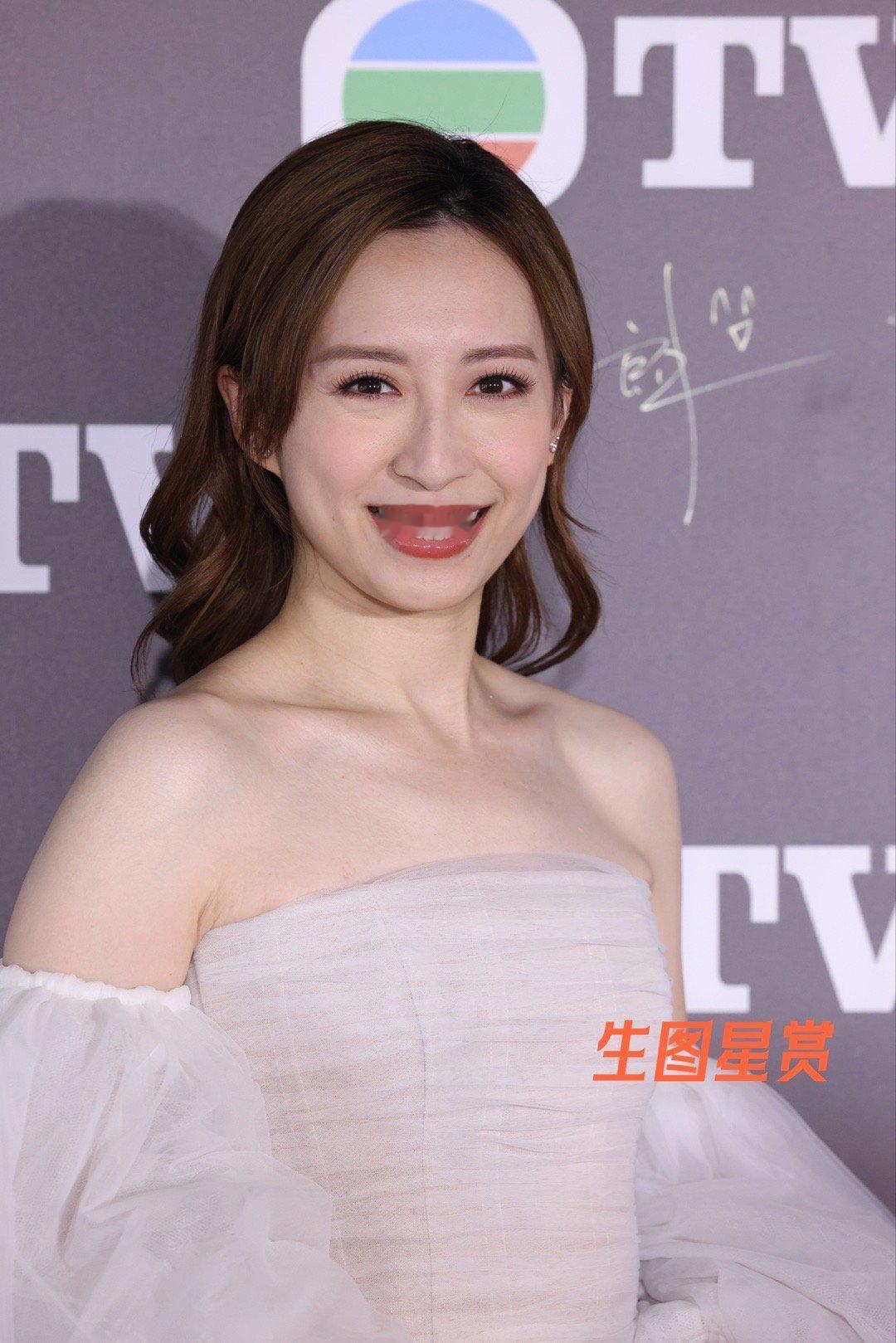 龚嘉欣出席上海电视节tvb片单会，出演即将播出的港剧#企业强人#女一号 ​​​