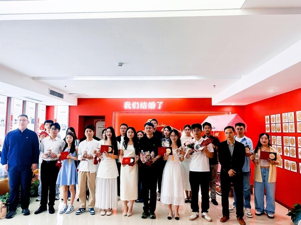 聚才引智树新风 文明婚俗润万家，济南高新区举行520集体颁证仪式！520，因“我