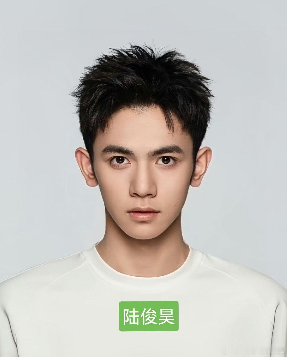 今年的北电表演专业全国前九 