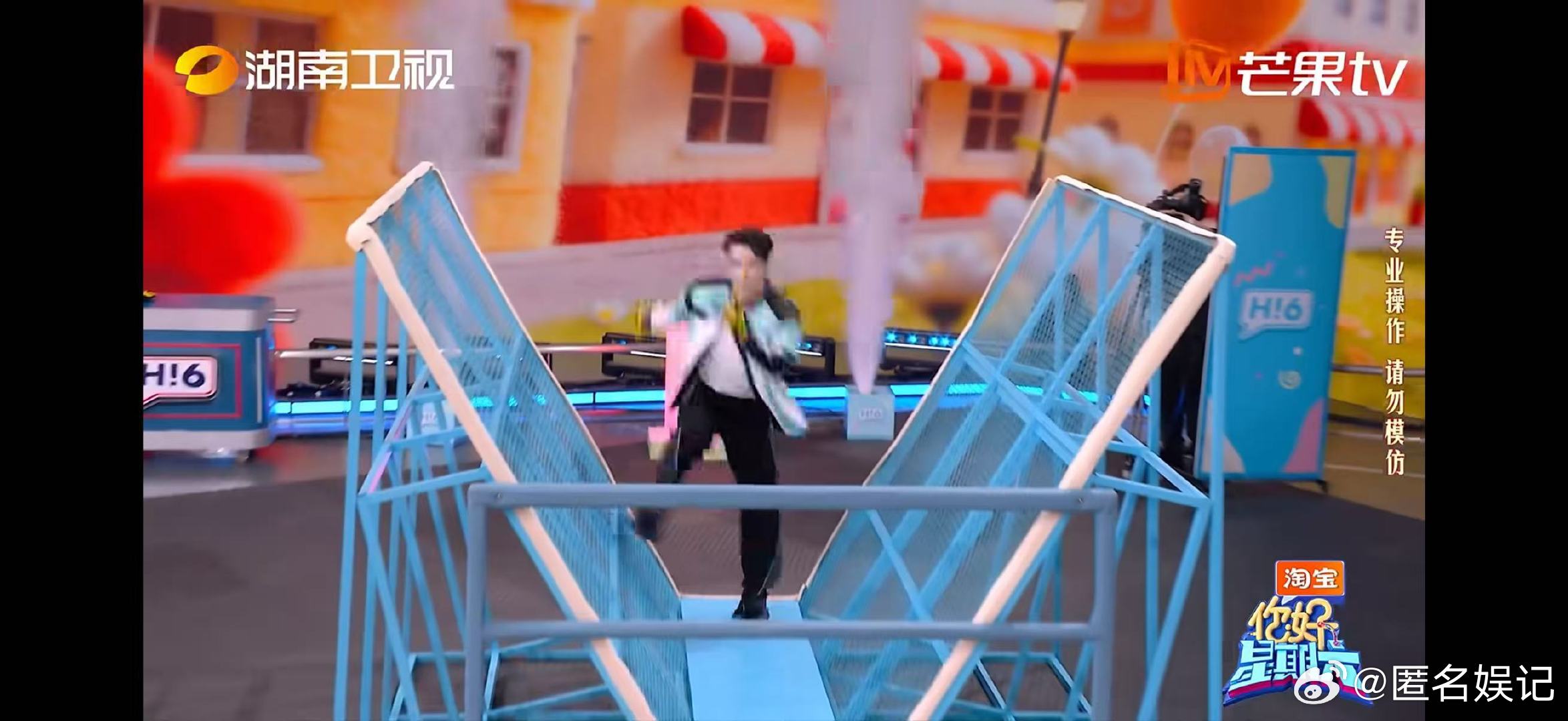 孙千高瀚宇接花孙千高瀚宇cp感孙千高瀚宇同框就有糖，接花画面干净又治愈，越看越上